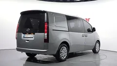 2022 Hyundai Staria Cargo 5-Seater — фото 2