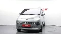 2022 Hyundai Staria Cargo 5-Seater — фото 3