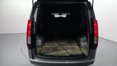 2022 Hyundai Staria Cargo 5-Seater — фото 20