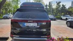 2022 Kia Carnival Diesel 7-Seater Hi-Limousine — фото 6