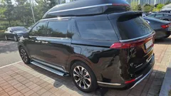 2022 Kia Carnival Diesel 7-Seater Hi-Limousine — фото 8
