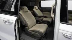 2023 Kia Carnival Diesel 9-Seater Signature — фото 11