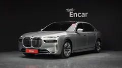 2023 BMW 7-Series 740d xDrive Design Pure Excellence, серебристый — фото 1