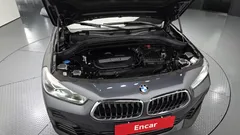 2021 BMW X2 (F39) xDrive20i Advantage, серый — фото 6