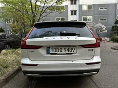 2023 Volvo V60 B5 Ultimate AWD — фото 4