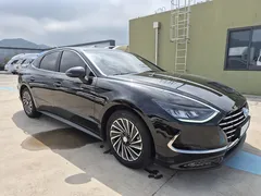 2022 Hyundai Sonata Premium Plus — фото 5