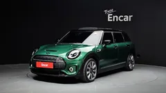 2023 Mini Clubman Classic — фото 1