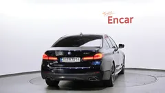 2022 BMW 5-Series 530i M Sport Package — фото 4