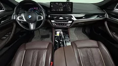 2022 BMW 5-Series 530i M Sport Package — фото 7