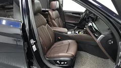2022 BMW 5-Series 530i M Sport Package — фото 11