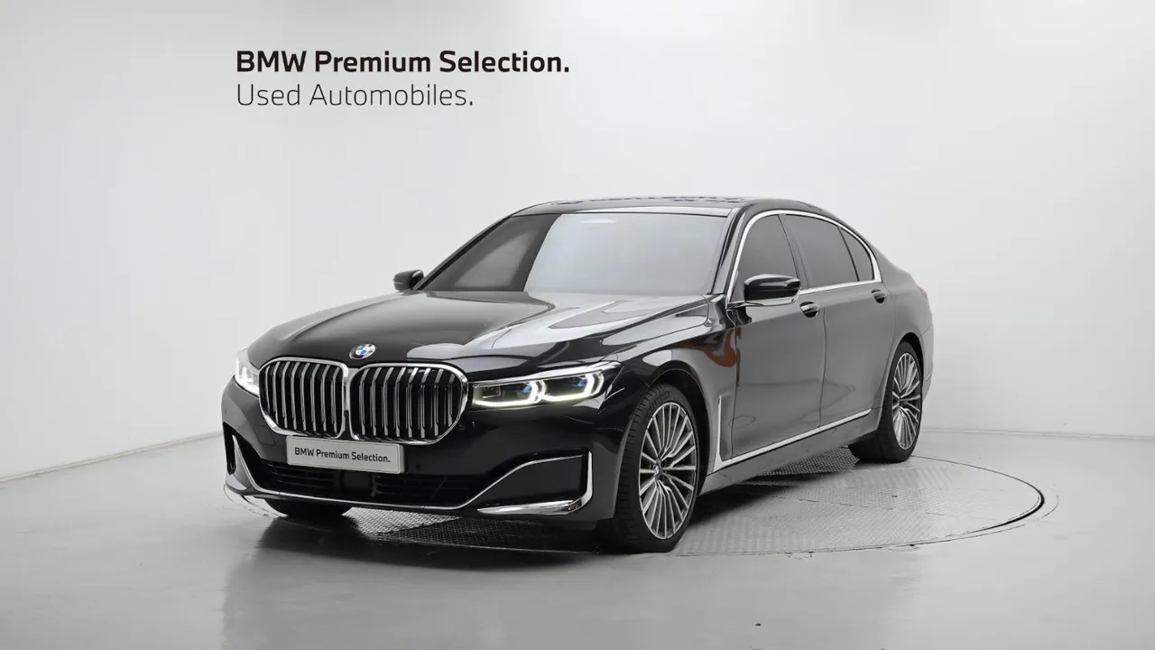 2022 BMW 7-Series 740Li xDrive Design Pure Excellence