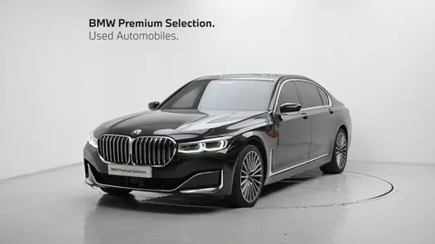2022 BMW 7-Series 740Li xDrive Design Pure Excellence