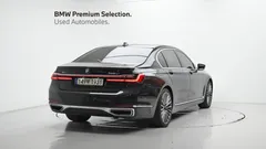 2022 BMW 7-Series 740Li xDrive Design Pure Excellence, чёрный — фото 2