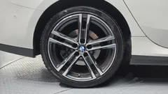 2022 BMW 2-Series 220i M Sports, белый — фото 5