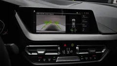 2022 BMW 2-Series 220i M Sports, белый — фото 15