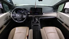 2021 Toyota Sienna 2.5 Hybrid AWD, серый — фото 7