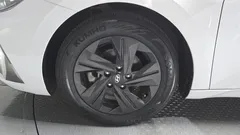 2021 Hyundai AVANTE Inspiration, белый — фото 5