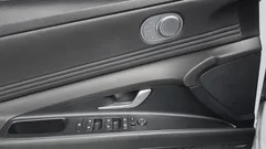 2021 Hyundai AVANTE Inspiration, белый — фото 17