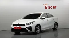 2021 Kia K3 Prestige, белый — фото 1