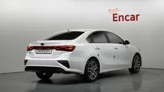 2021 Kia K3 Prestige, белый — фото 2