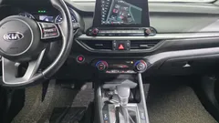 2021 Kia K3 Prestige, белый — фото 20