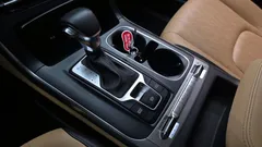 2022 Kia Carnival Diesel 9-Seater Prestige — фото 9