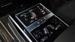 2021 Audi A8 55 TFSI Quattro LWB, серый — фото 20