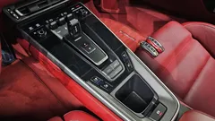 2021 Porsche 911 Turbo S Cabriolet, белый — фото 9