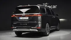 2023 Kia Carnival Diesel 7-Seater Outdoor — фото 2