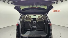 2023 Kia Carnival Diesel 9-Seater Noblesse — фото 16