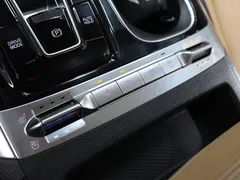 2023 Kia Carnival Diesel 9-Seater Noblesse — фото 10