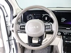 2022 Kia Carnival Diesel 9-Seater Noblesse — фото 19