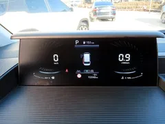 2023 Hyundai Staria 4WD Tourer 9-Seater — фото 8