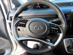 2023 Hyundai Staria 4WD Tourer 9-Seater — фото 18