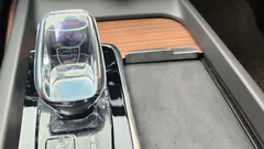 2024 Volvo XC60 B6 Ultimate Bright — фото 14
