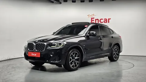 2022 BMW X4 xDrive20i M Sport