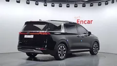 2022 Kia Carnival Diesel 9-Seater Noblesse — фото 2