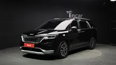 2023 Kia Carnival Diesel 9-Seater Prestige — фото 1