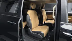 2023 Kia Carnival Diesel 9-Seater Prestige — фото 12