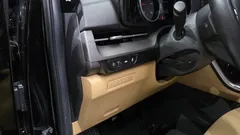 2023 Kia Carnival Diesel 9-Seater Prestige — фото 18