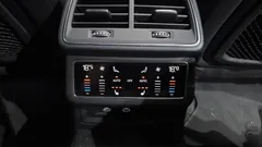 2022 Audi A6 40 TDI Quattro Premium — фото 16