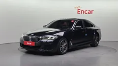 2022 BMW 5-Series 520i M Sport — фото 1