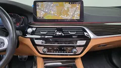 2022 BMW 5-Series 520i M Sport — фото 15