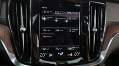 2021 Volvo S60 B5 Inscription, белый — фото 15