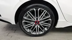 2022 Kia K3 1.6 Turbo GT 5Door — фото 5
