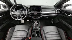 2022 Kia K3 1.6 Turbo GT 5Door — фото 7