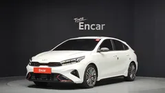2022 Kia K3 1.6 Turbo GT 5Door — фото 11