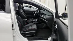 2022 Kia K3 1.6 Turbo GT 5Door — фото 15