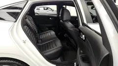 2022 Kia K3 1.6 Turbo GT 5Door — фото 16