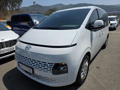 2023 Hyundai Staria Cargo 3-Seater